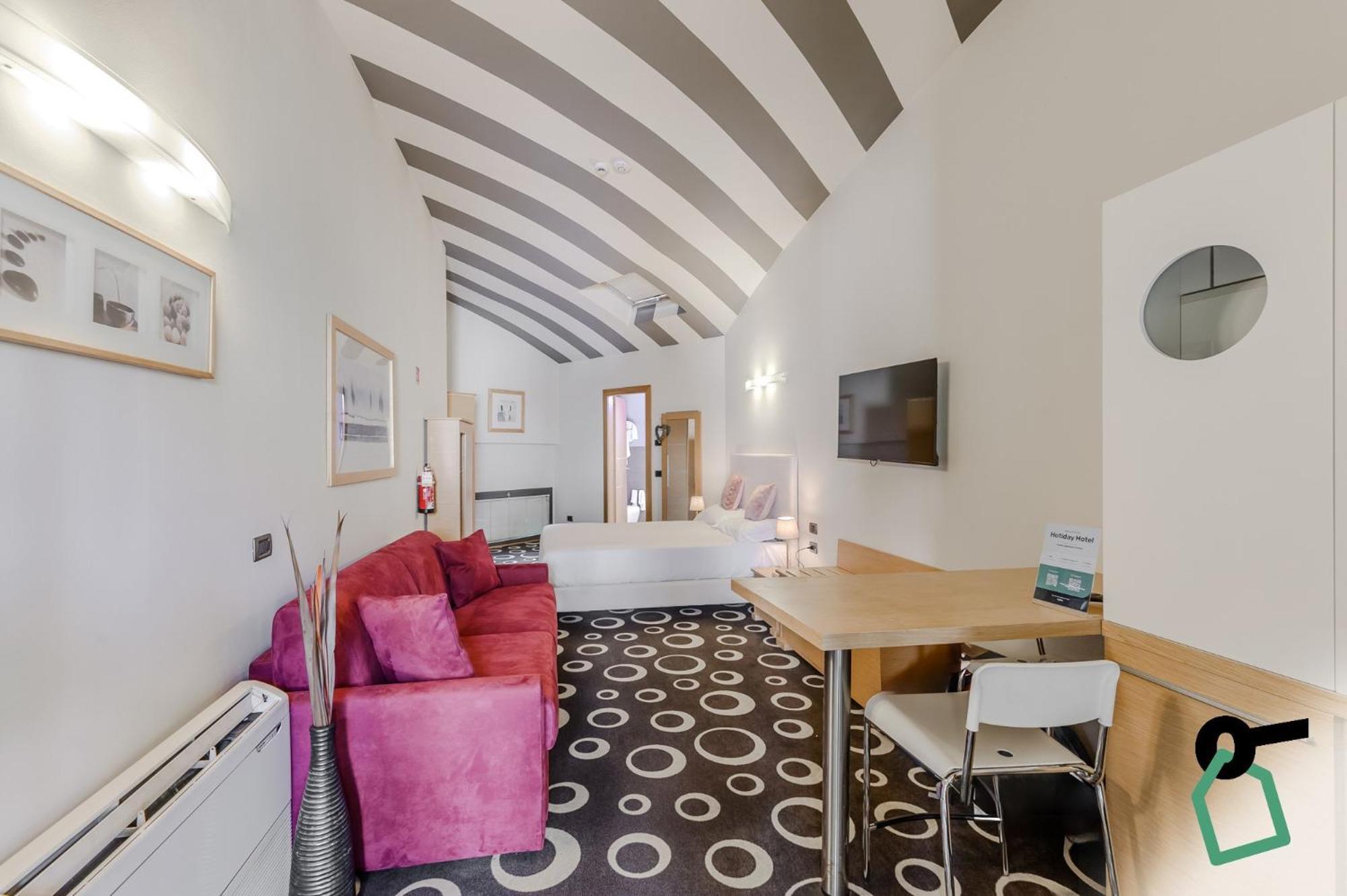 Hotiday Aparthotel Firenze Ngoại thất bức ảnh