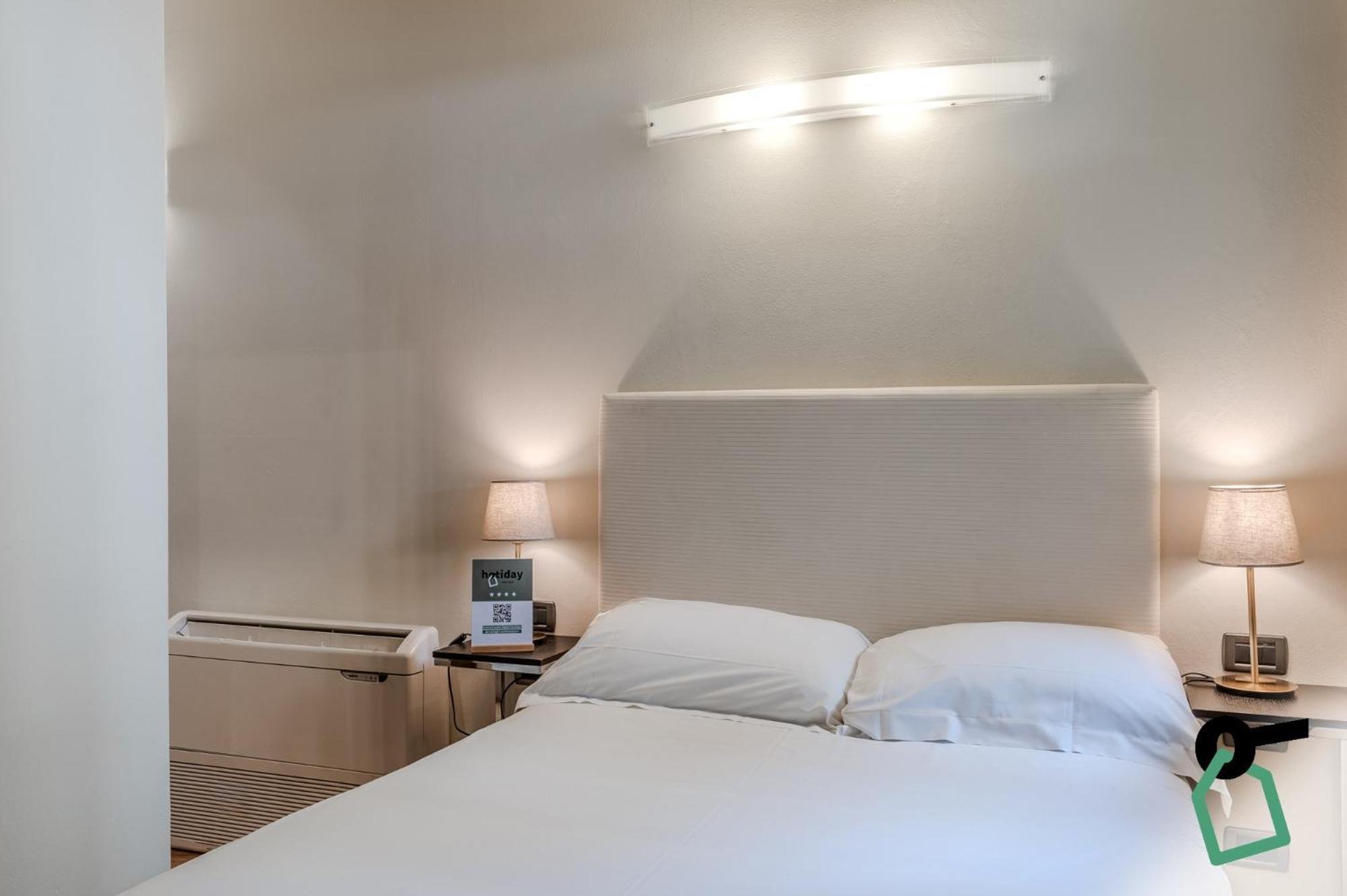 Hotiday Aparthotel Firenze Ngoại thất bức ảnh