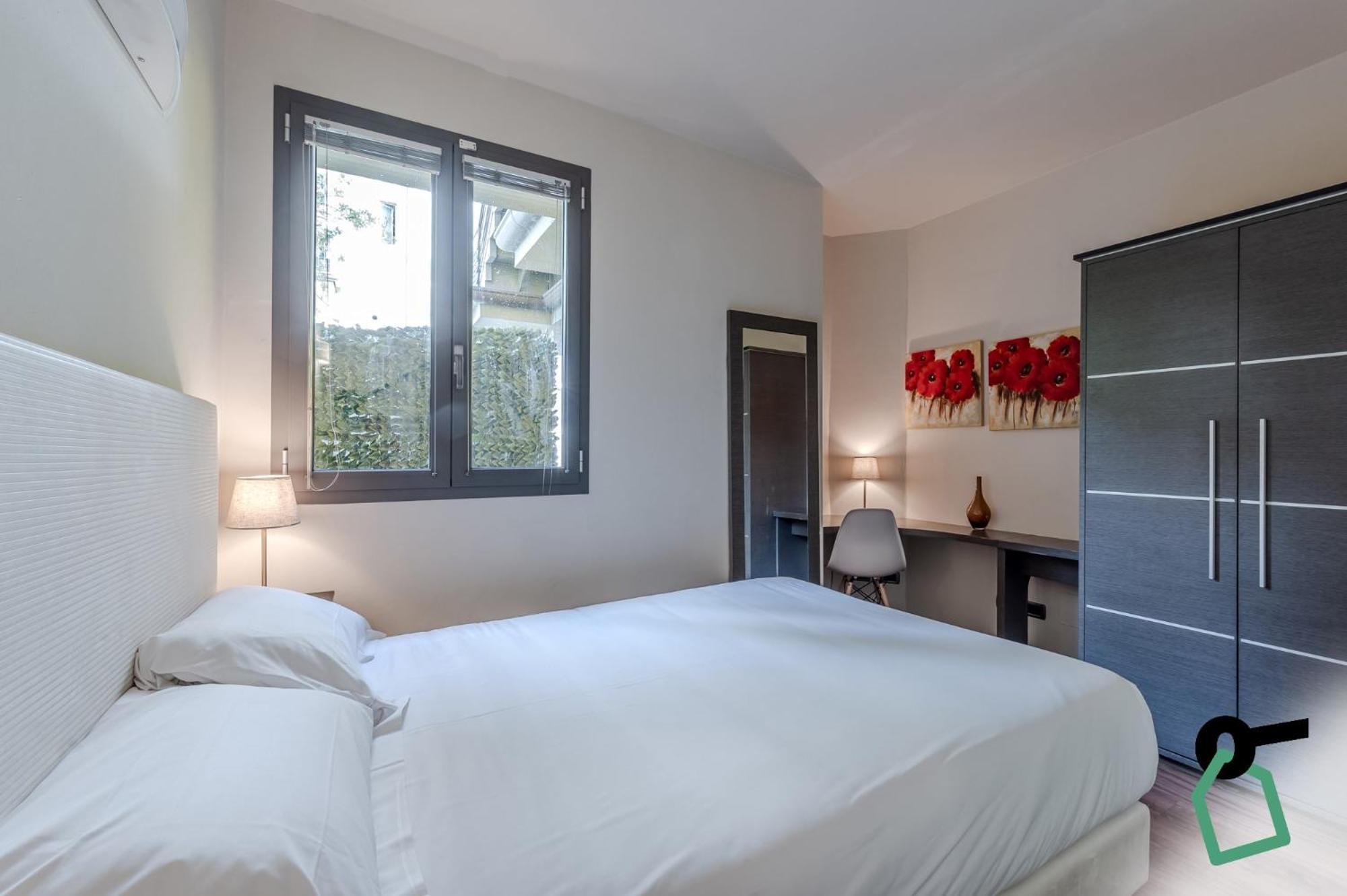 Hotiday Aparthotel Firenze Ngoại thất bức ảnh